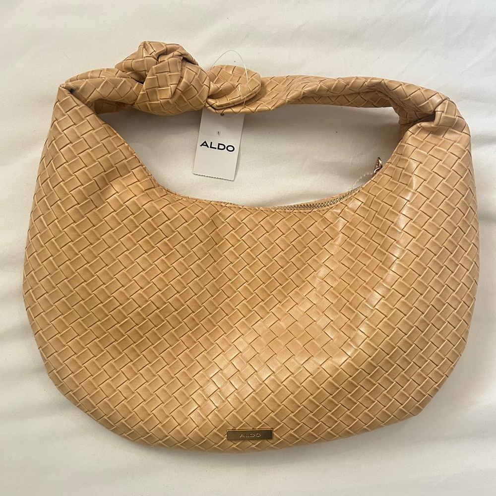 NWT. ALDO basket weave western hobo clutch. Perfect for wedding/patio season!